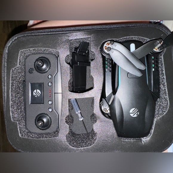 Vivitar Sky Flow Image Stabilization Drone - Picture 3 of 3